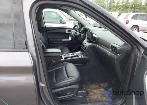 2021 Ford Explorer Xlt from USA, damaged, VIN 1FMSK8DH8MGA13962